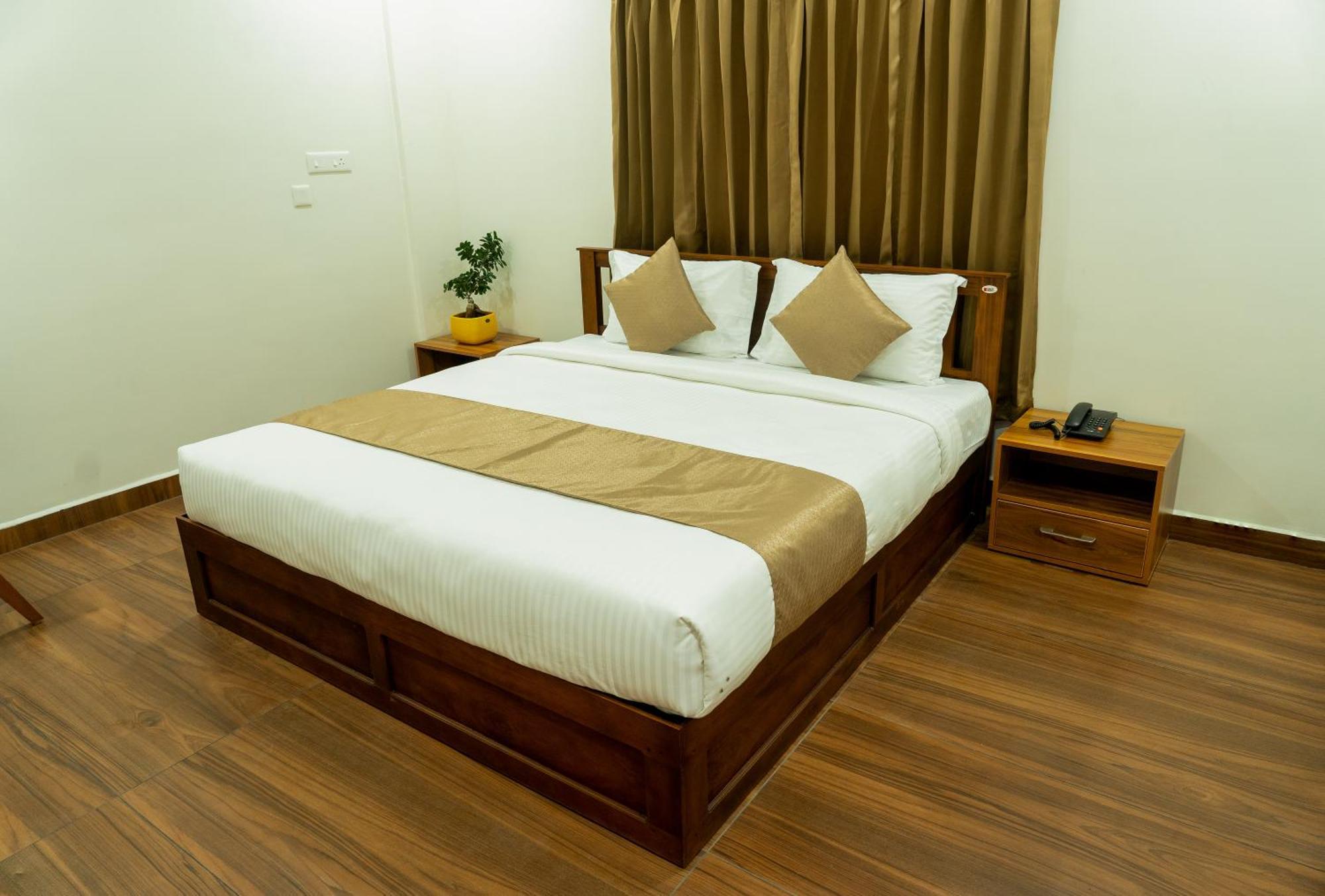 Fly View Airport Residency Nedumbassery Exterior foto