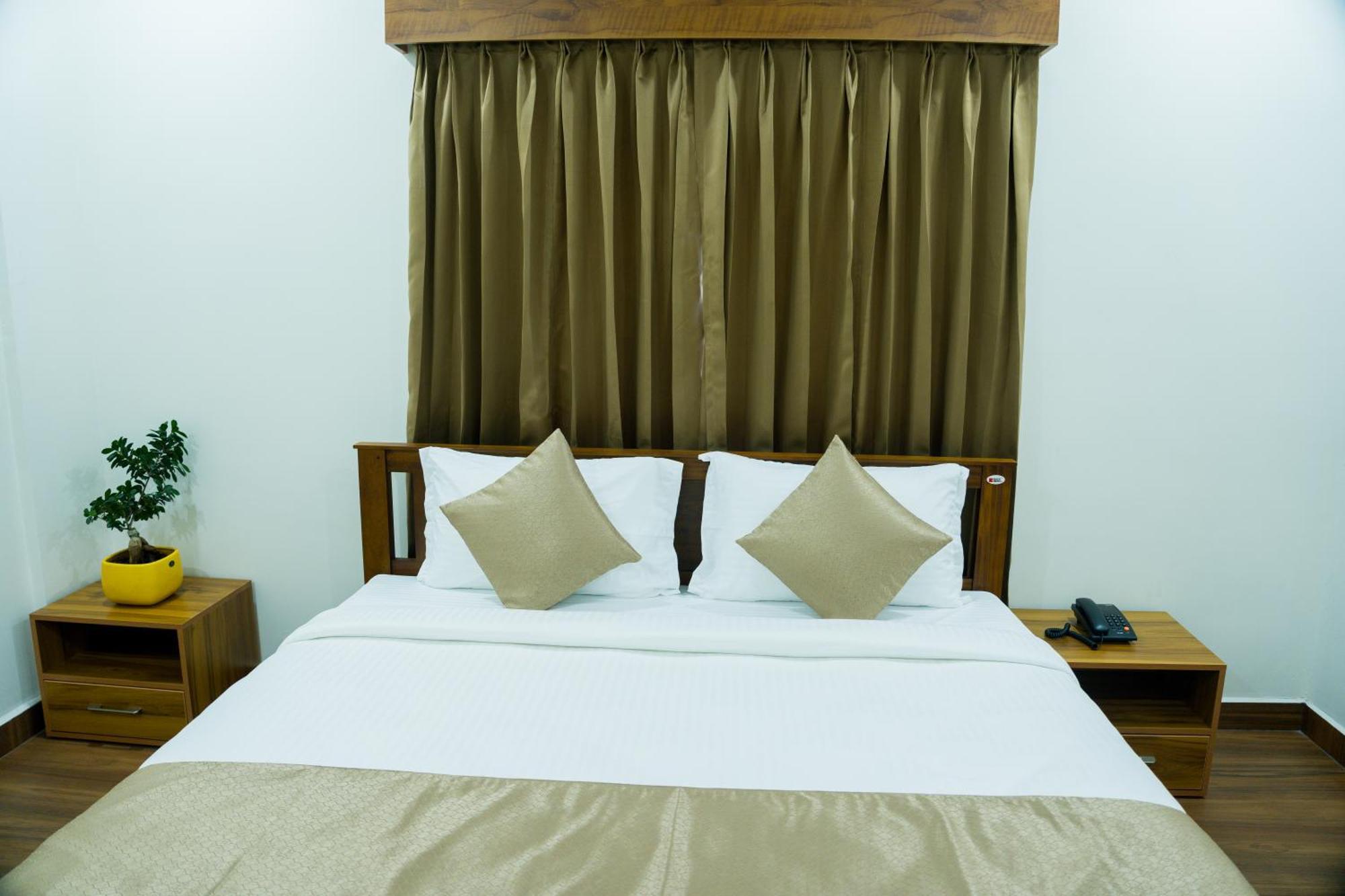 Fly View Airport Residency Nedumbassery Exterior foto