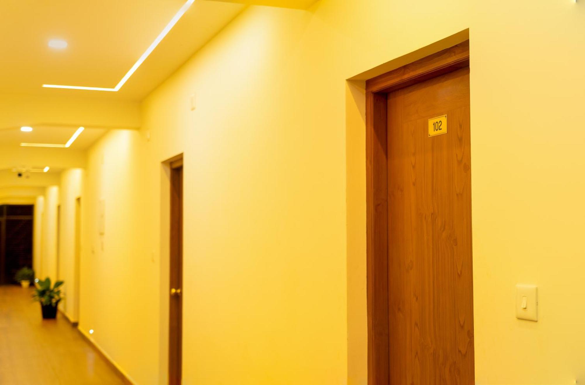 Fly View Airport Residency Nedumbassery Exterior foto