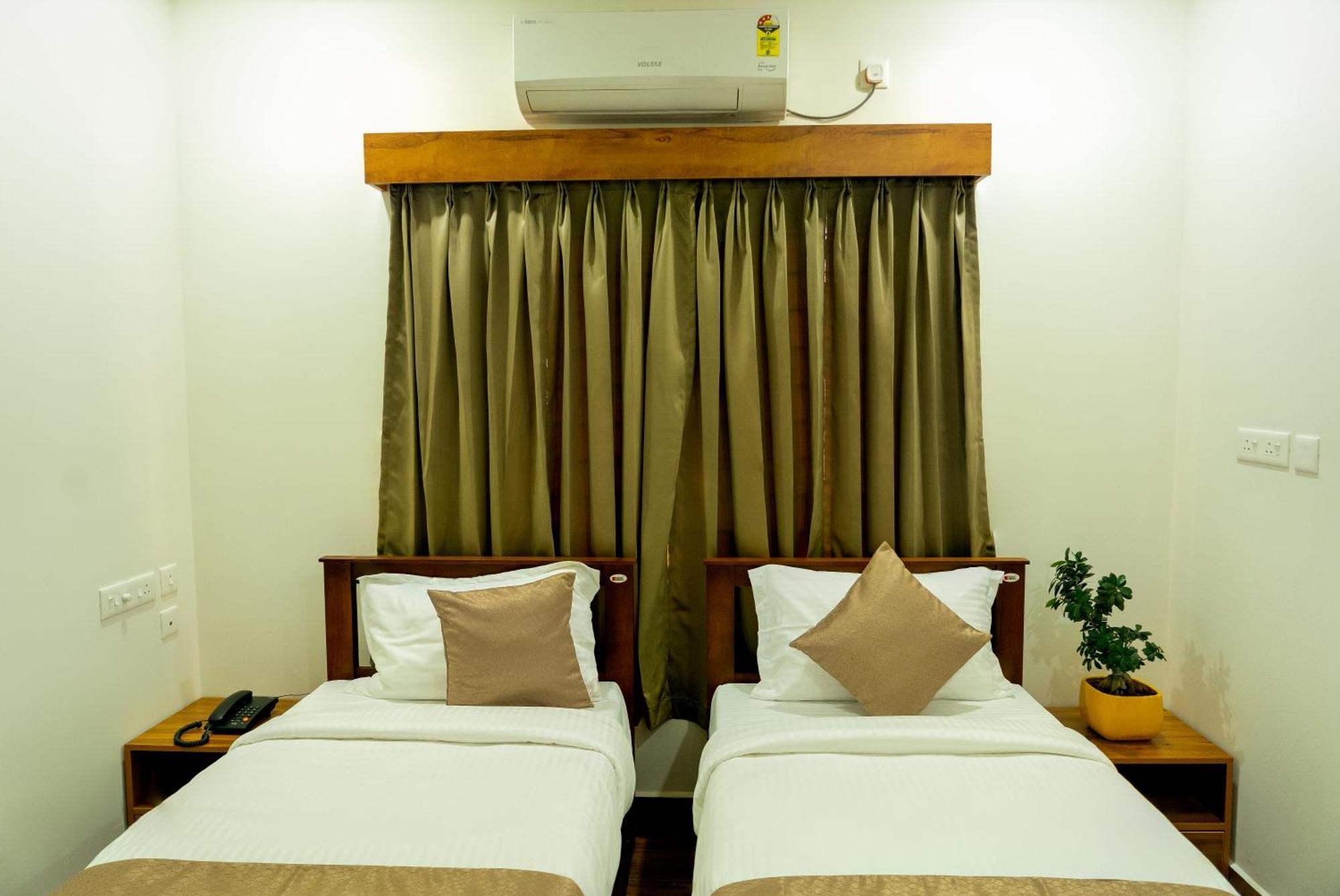 Fly View Airport Residency Nedumbassery Exterior foto